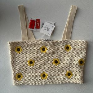 Zara knit flower top